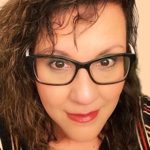 Meet your Posher, Cheryl